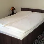 阿维尔宾馆 招待所 *