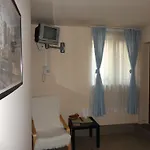 阿维尔宾馆 招待所 *